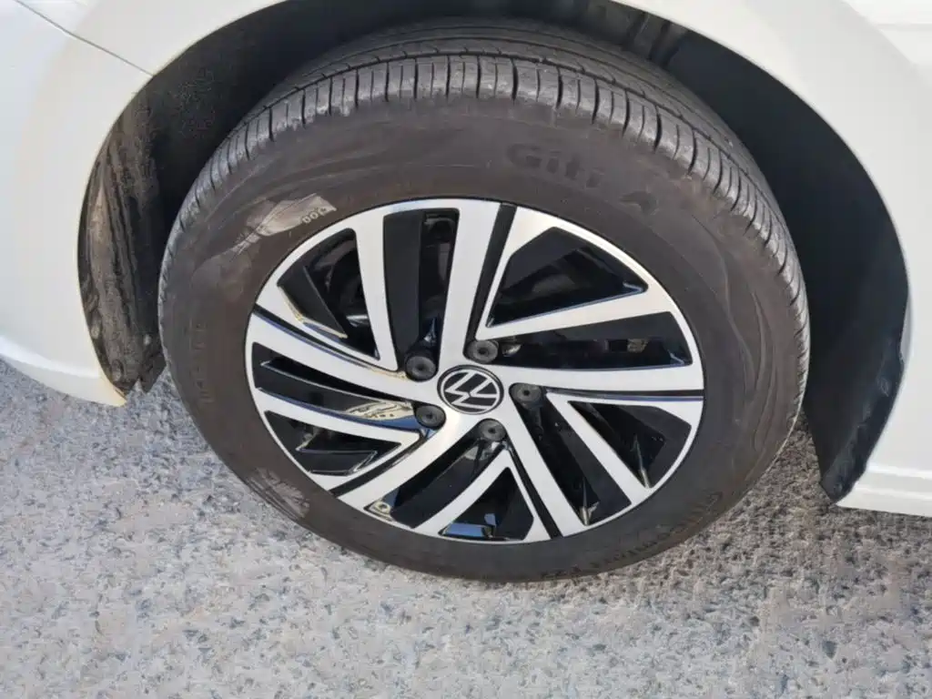 Volkswagen Lavida — миниатюра 23