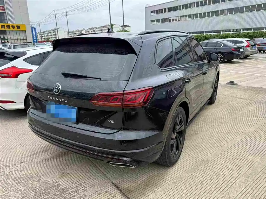 Volkswagen Touareg — миниатюра 3