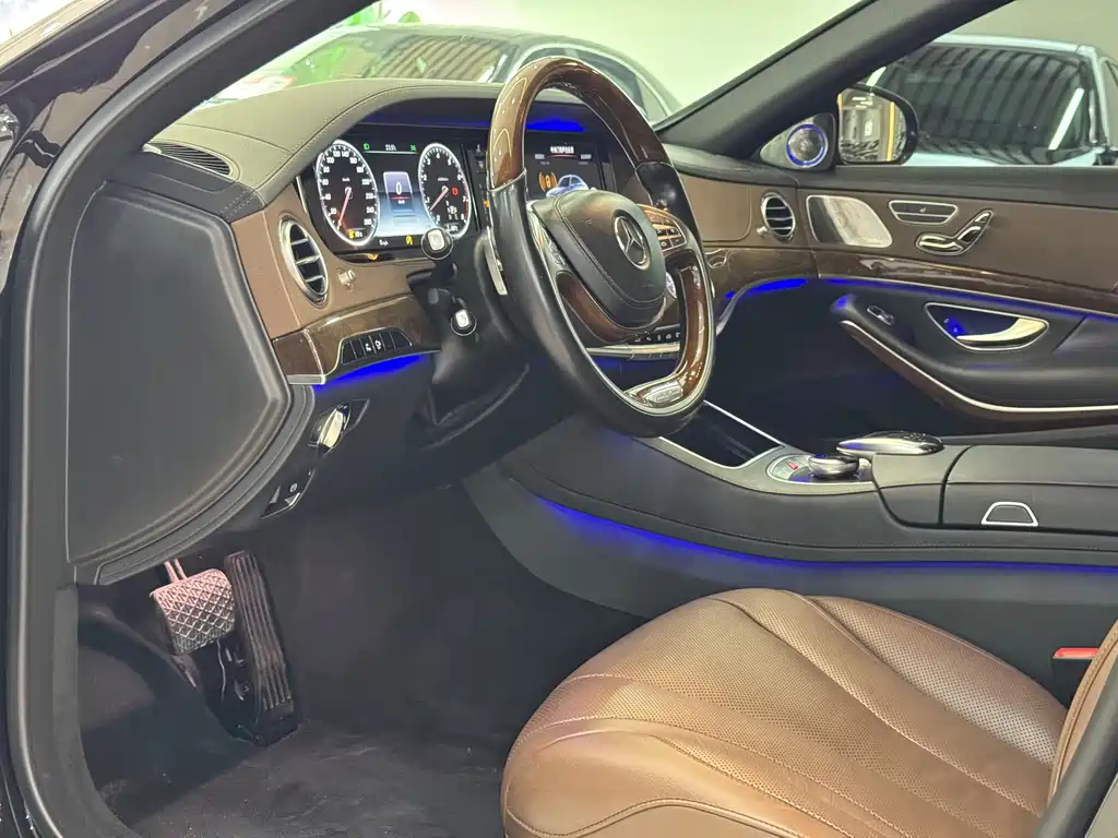 Mercedes-Benz S-Class — миниатюра 7