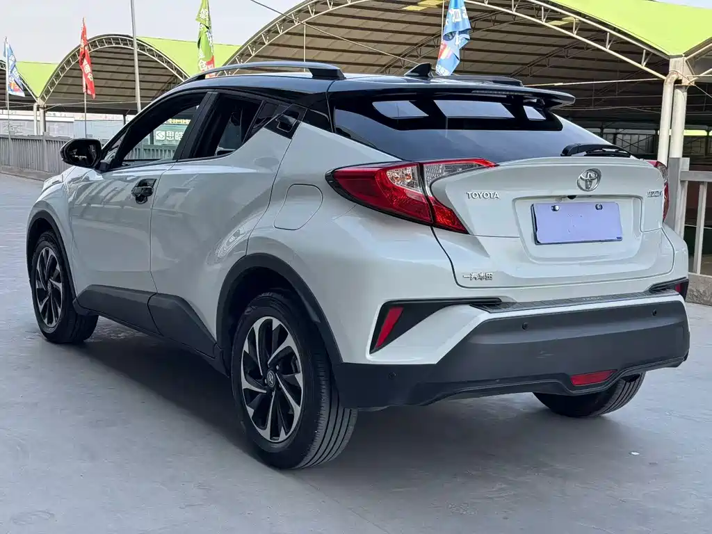 Toyota IZOA — миниатюра 4
