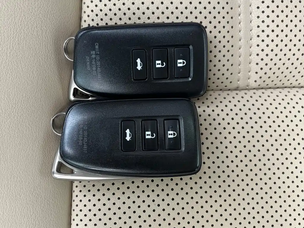 Lexus ES — миниатюра 16