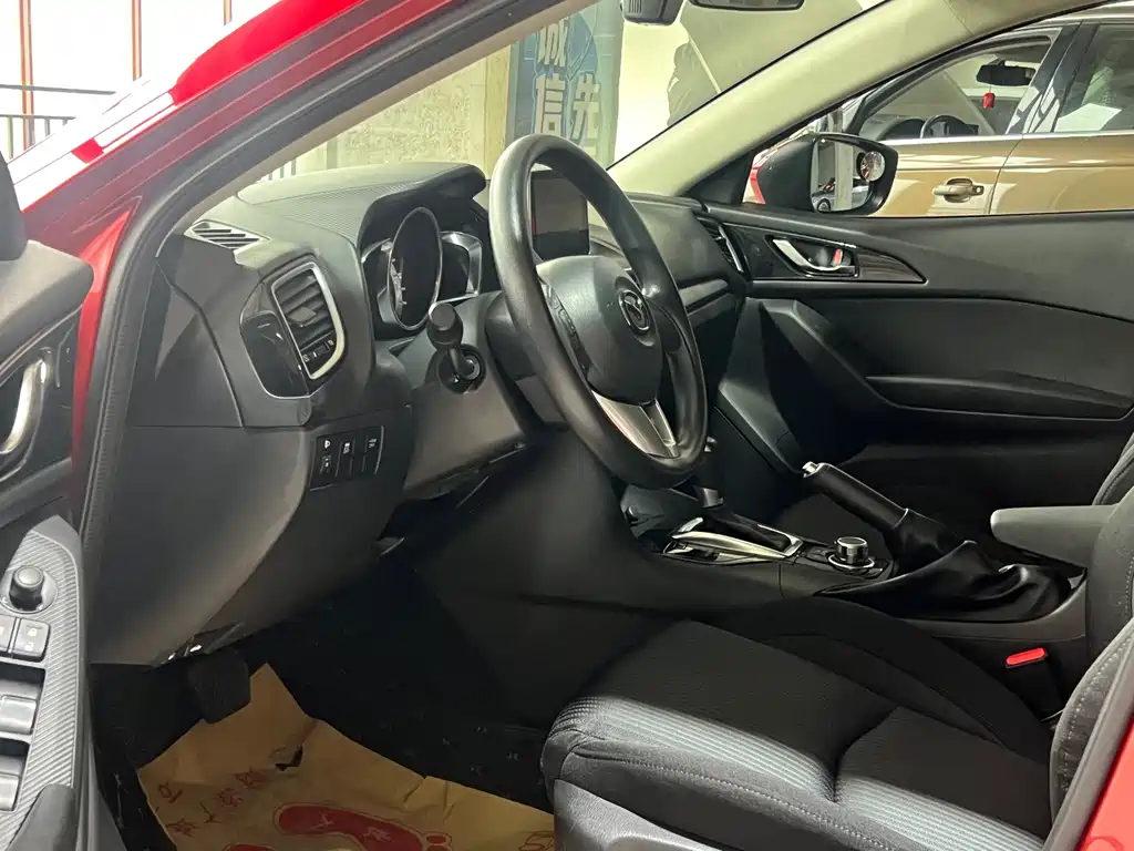 Mazda 3 Axela — миниатюра 3