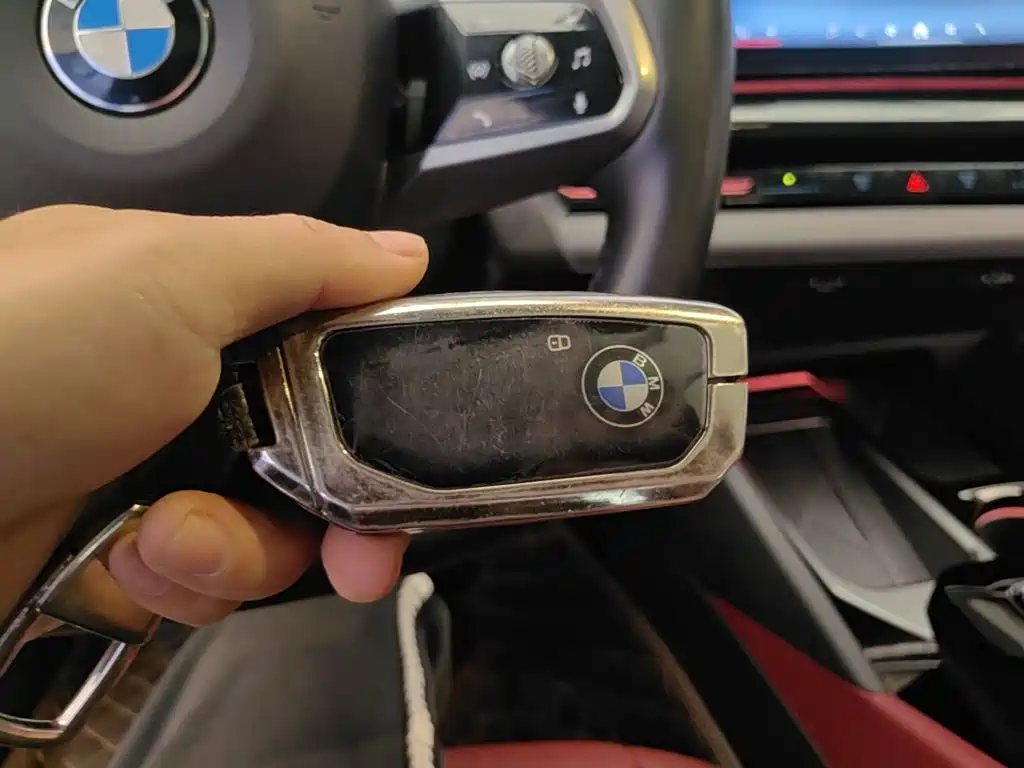 BMW 5 Series — миниатюра 9