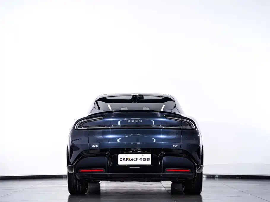 Xiaomi YU7 — миниатюра 7