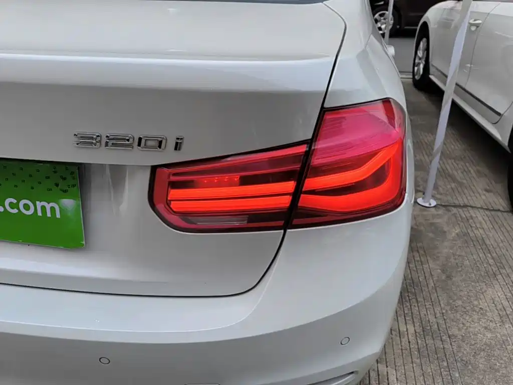BMW 3 Series 3 2016 320i Fashion