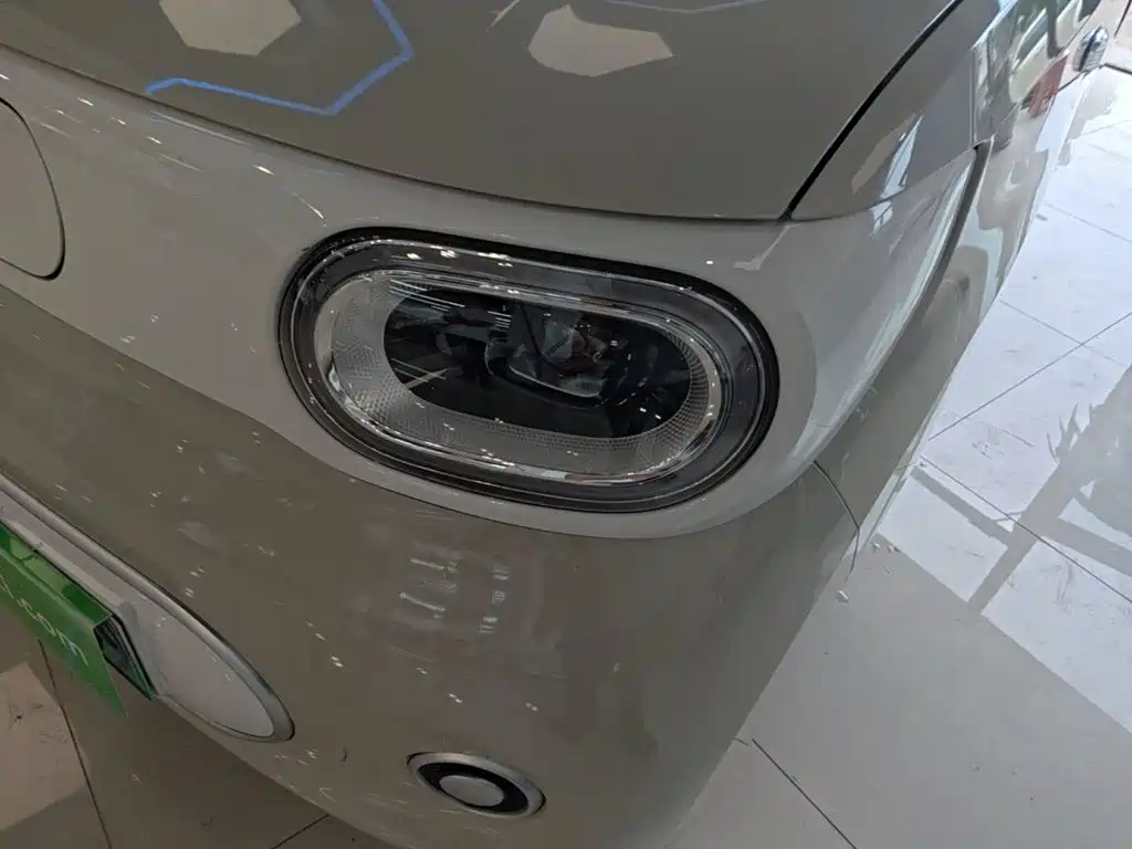 Wuling MINIEV — миниатюра 24