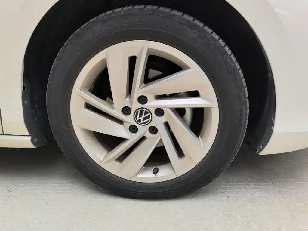 Volkswagen Lamando — миниатюра 24