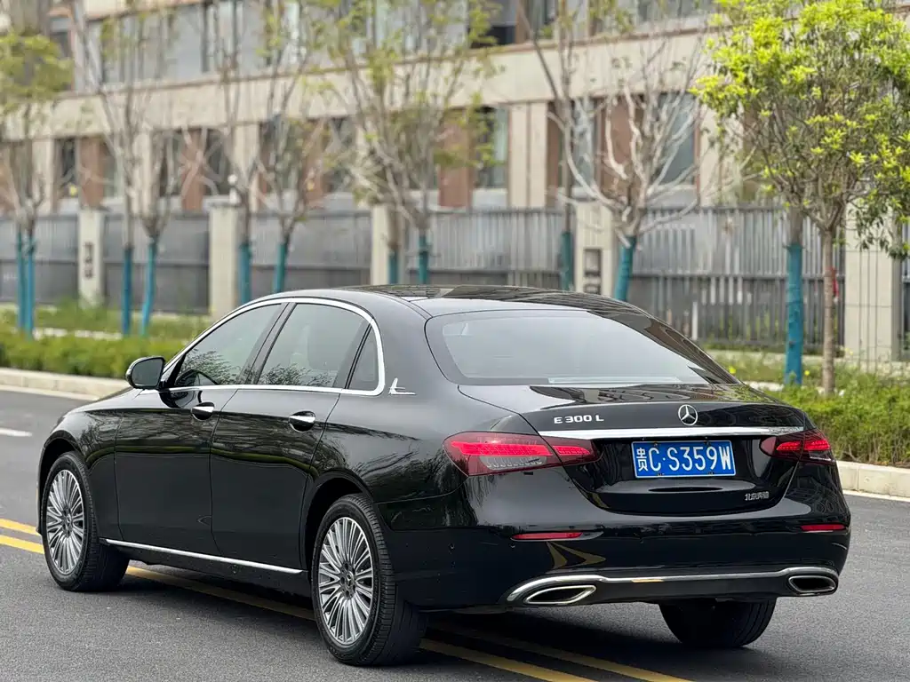 Mercedes-Benz E-Class E 2021 E 300 L Sport Fashion