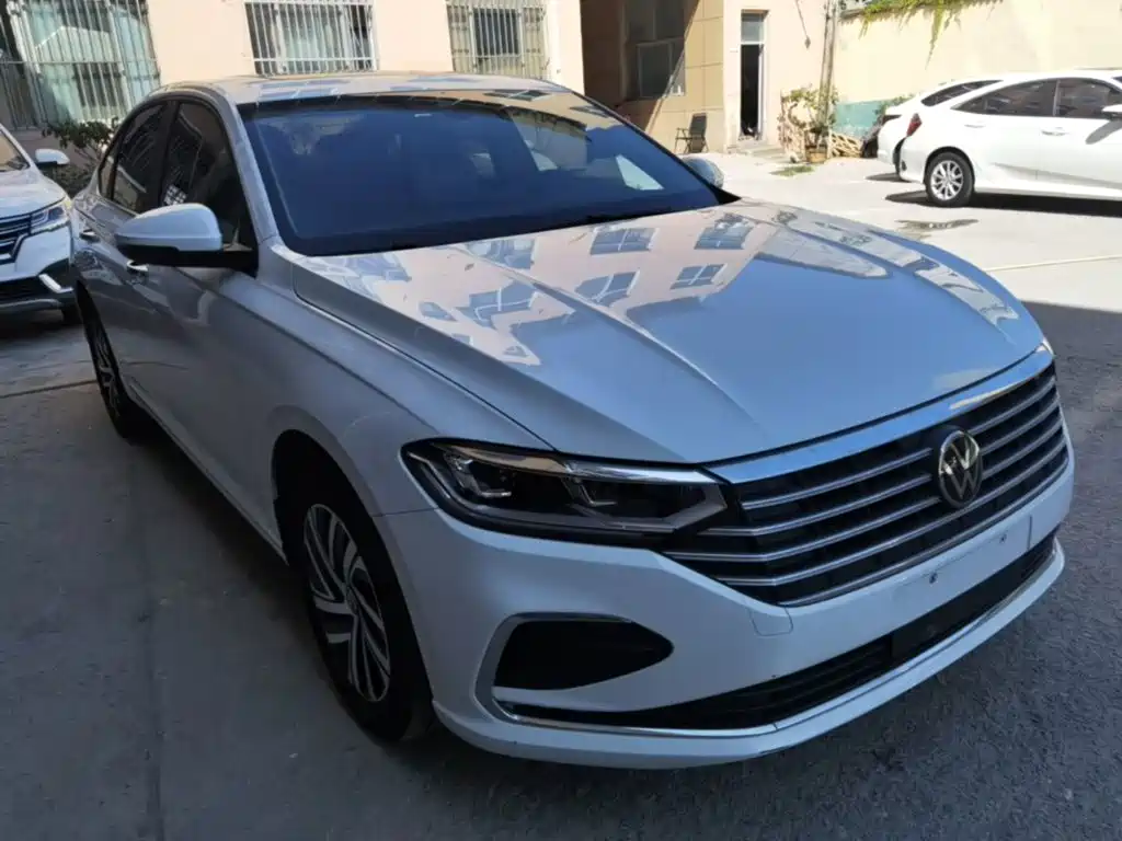 Volkswagen Lavida — миниатюра 4