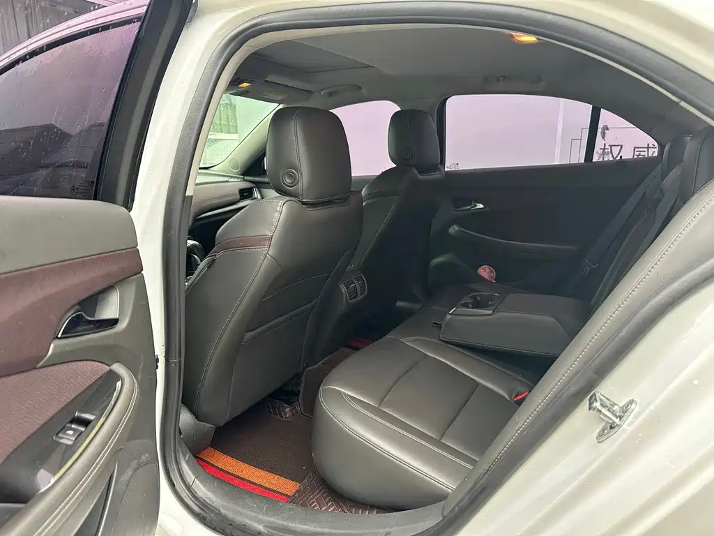 Chevrolet Malibu — миниатюра 5