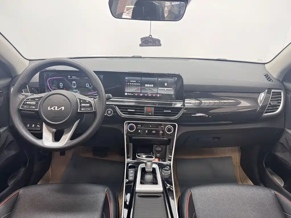 Kia Seltos — миниатюра 12