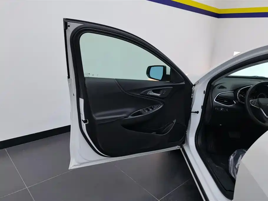 CHEVROLET MAI RUIBAO XL