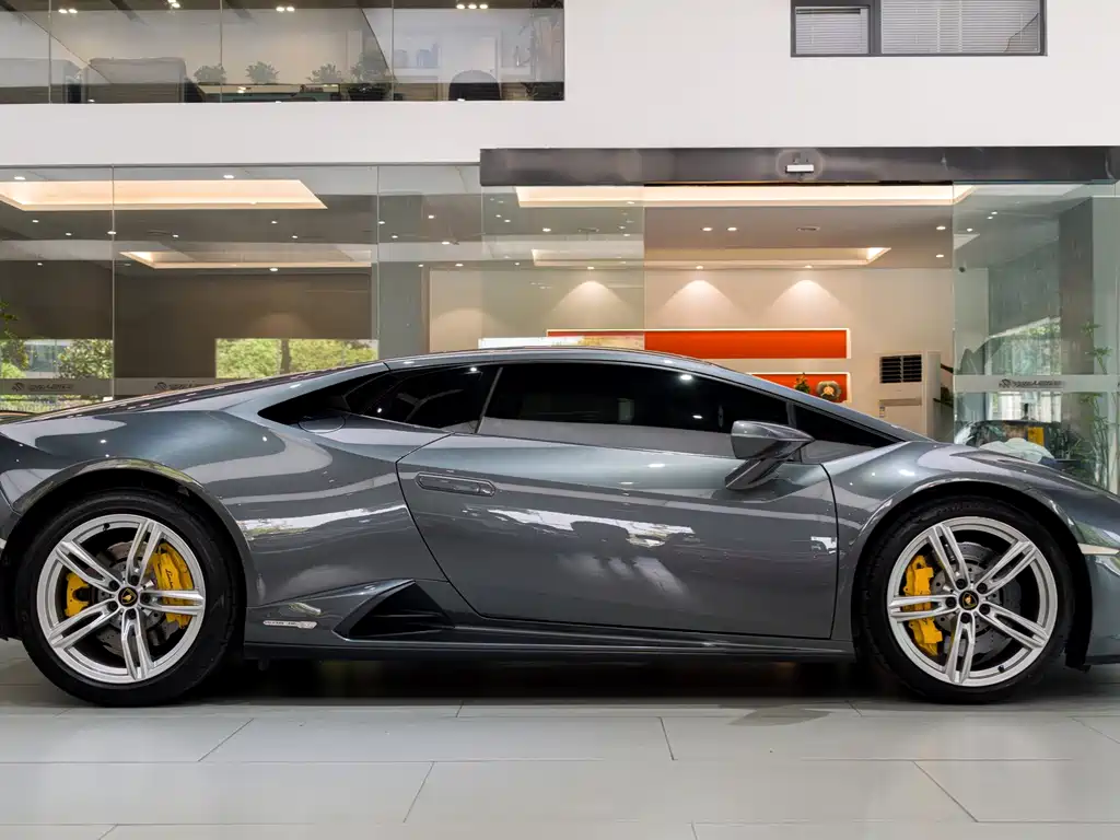 Lamborghini Huracán — миниатюра 18