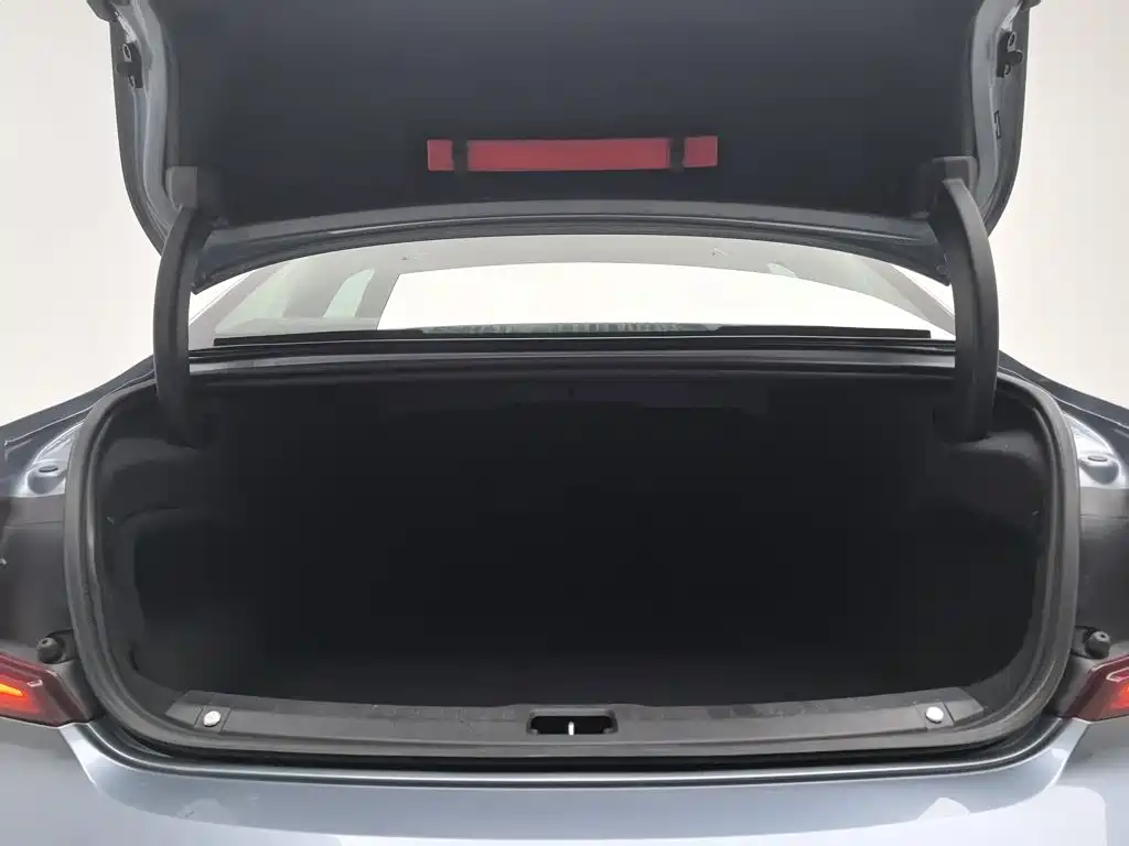 Volvo S90 — миниатюра 16