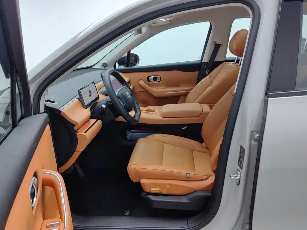 Leapmotor Leapmotor C10 — миниатюра 10