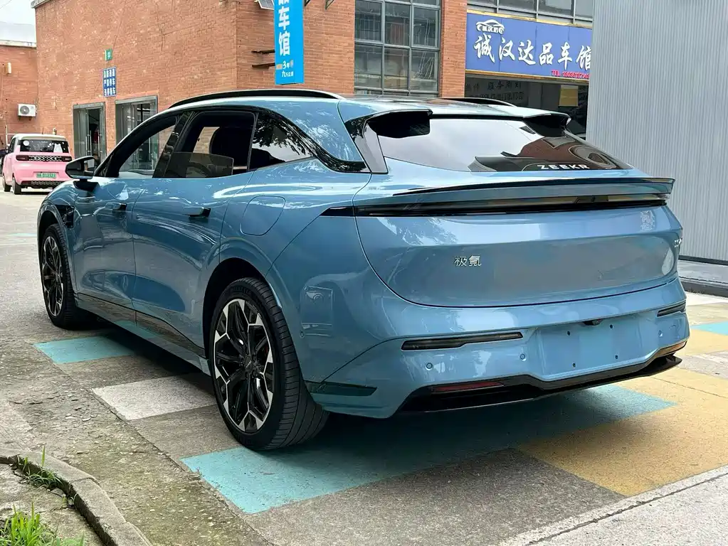Zeekr 007GT — миниатюра 9