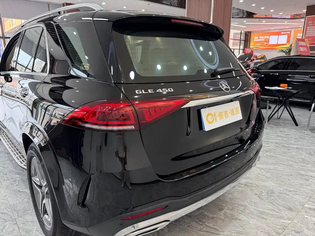 Mercedes-Benz GLE (Import) — миниатюра 4