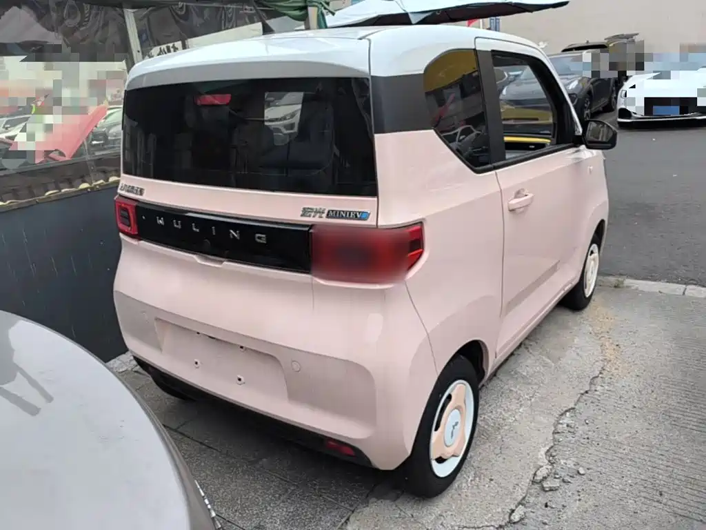 Wuling MINIEV — миниатюра 7
