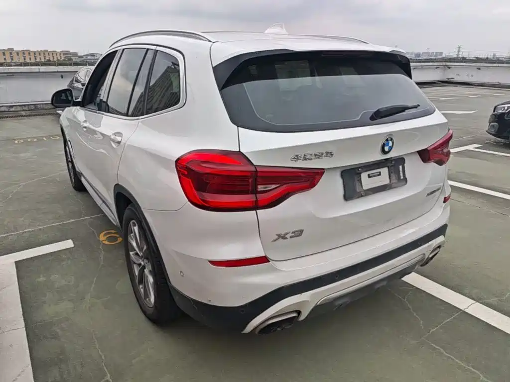 BMW X3 — миниатюра 5