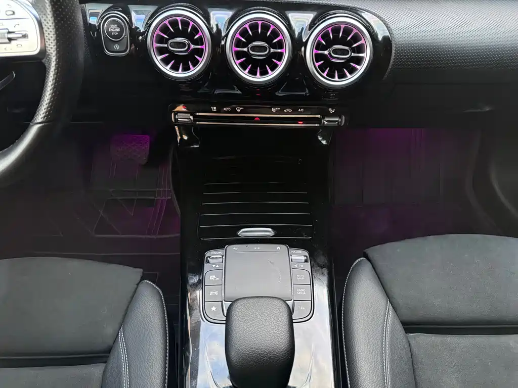 Mercedes-Benz A-Class — миниатюра 7