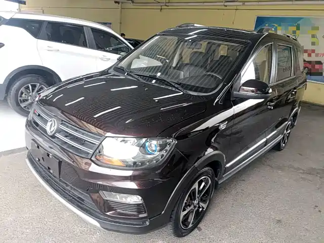 Dongfeng Fengon Fengon 370