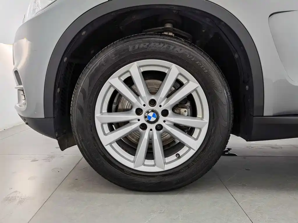 BMW X5 (Import) — миниатюра 17