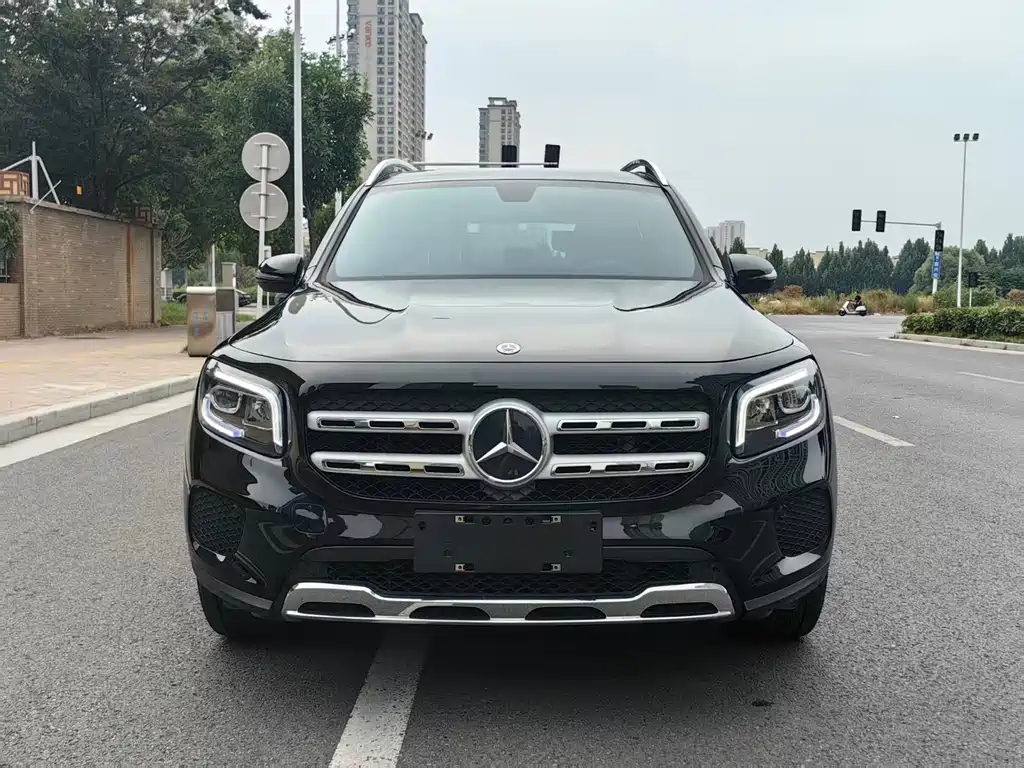 Mercedes-Benz GLB — миниатюра 2