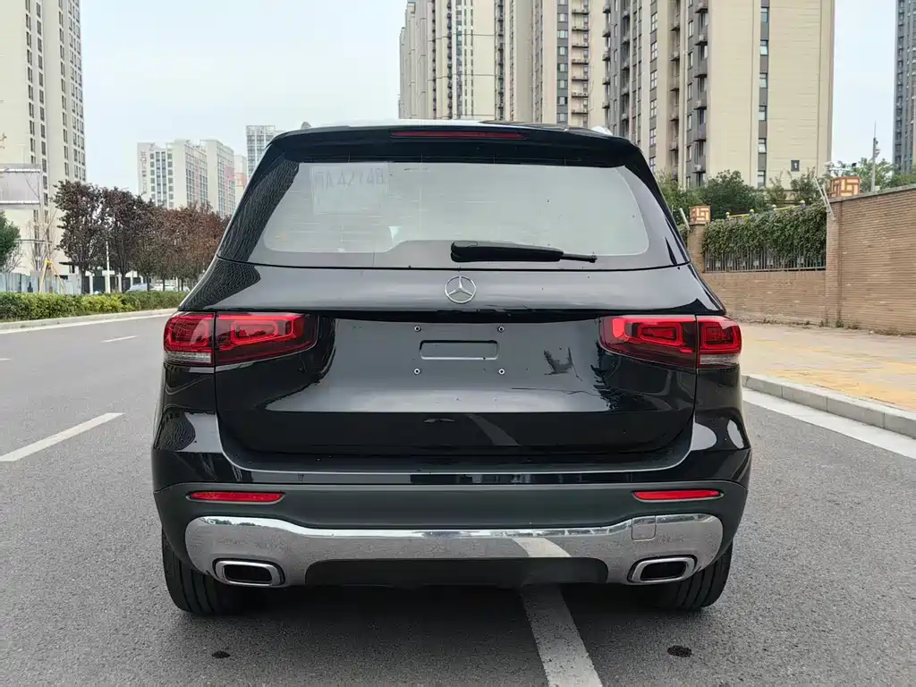 Mercedes-Benz GLB — миниатюра 10