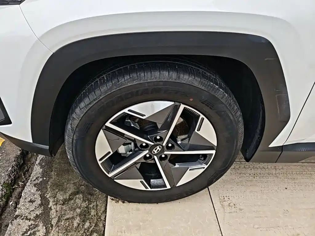 Hyundai Tucson — миниатюра 23