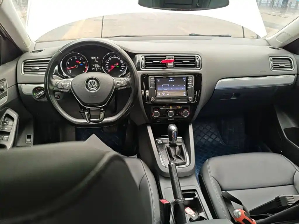 Volkswagen Sagitar — миниатюра 10