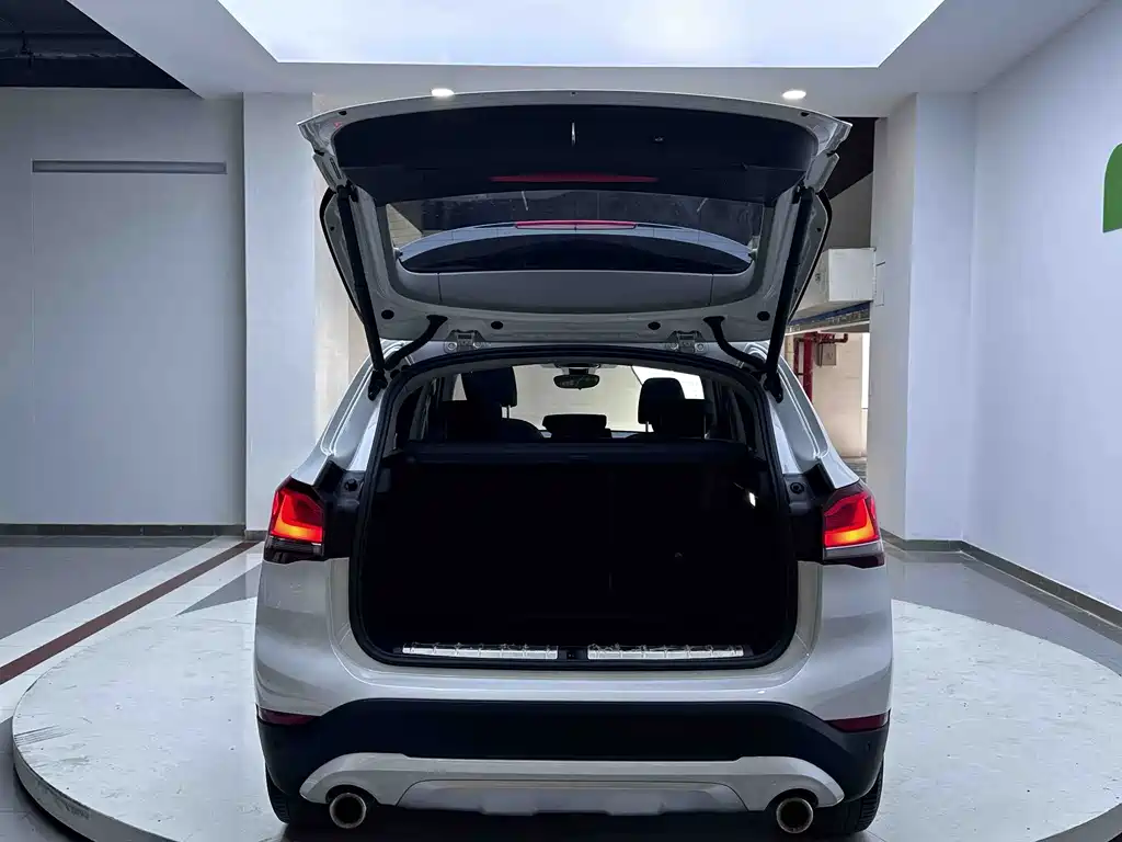 BMW X1 — миниатюра 17