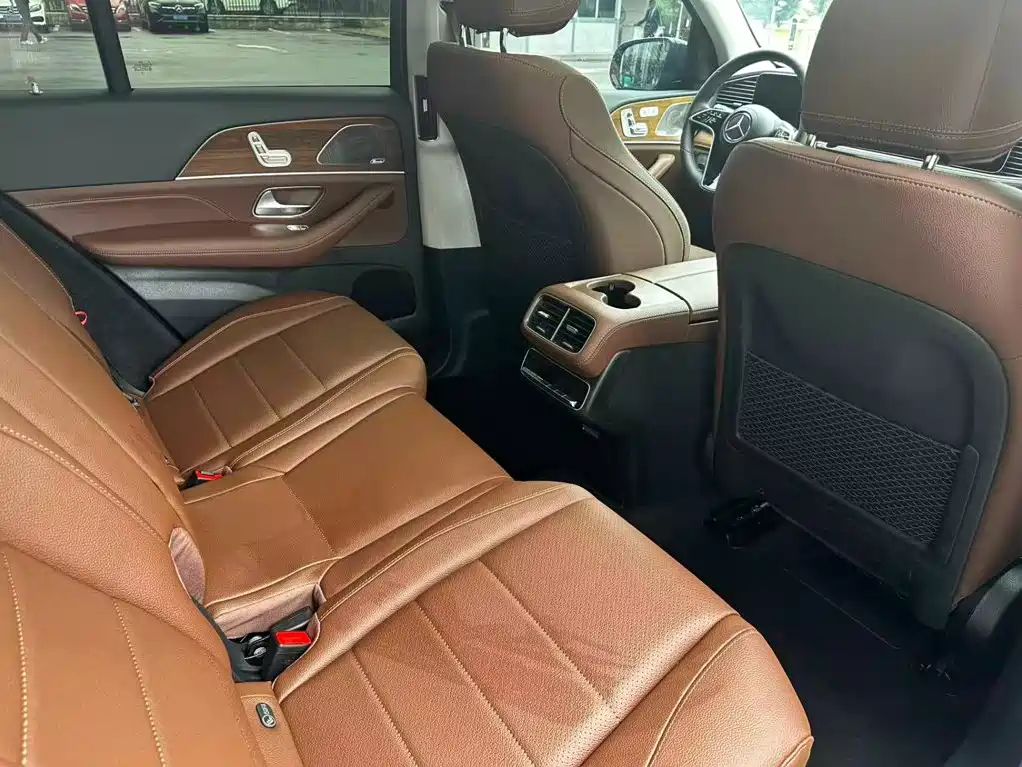 Mercedes-Benz GLE (Import) — миниатюра 17