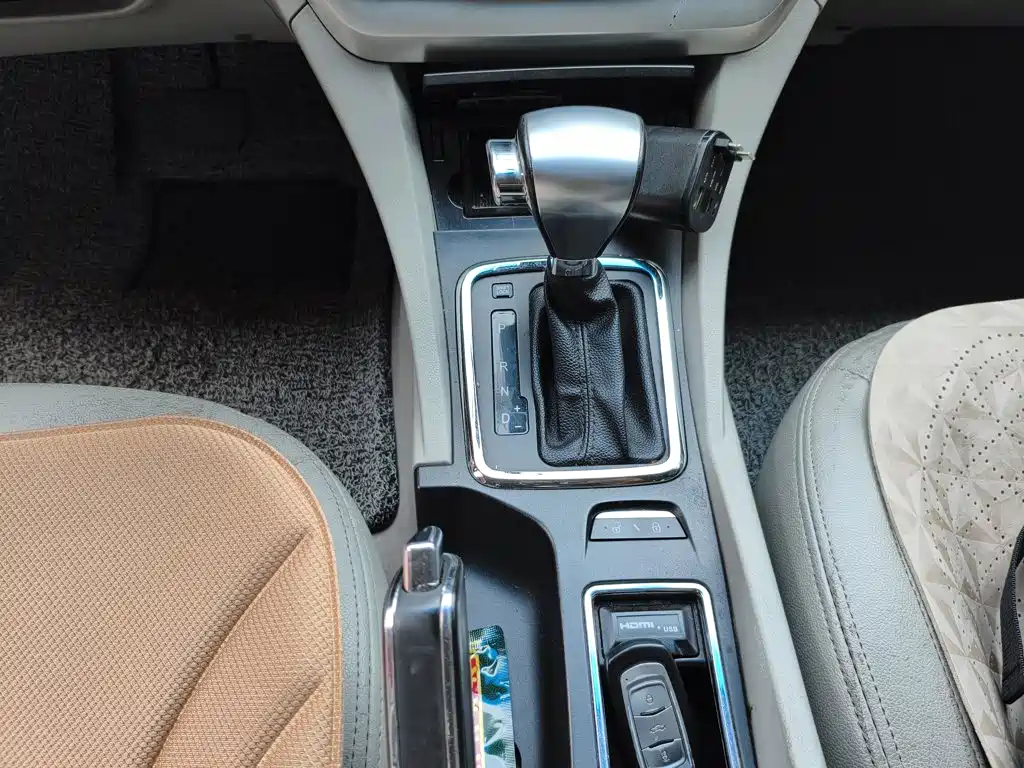 Geely Emgrand — миниатюра 14