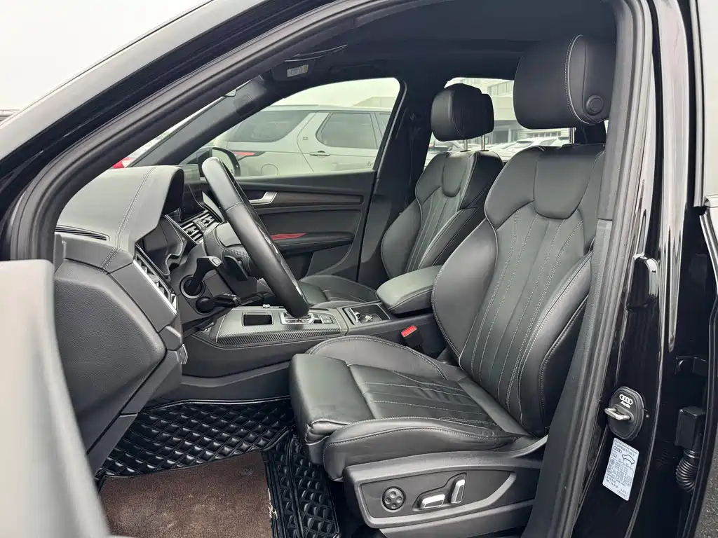 Audi Q5L — миниатюра 11