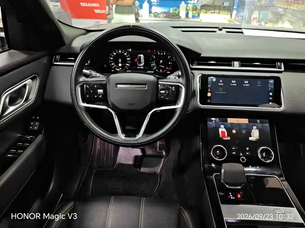 Land Rover Velar — миниатюра 11