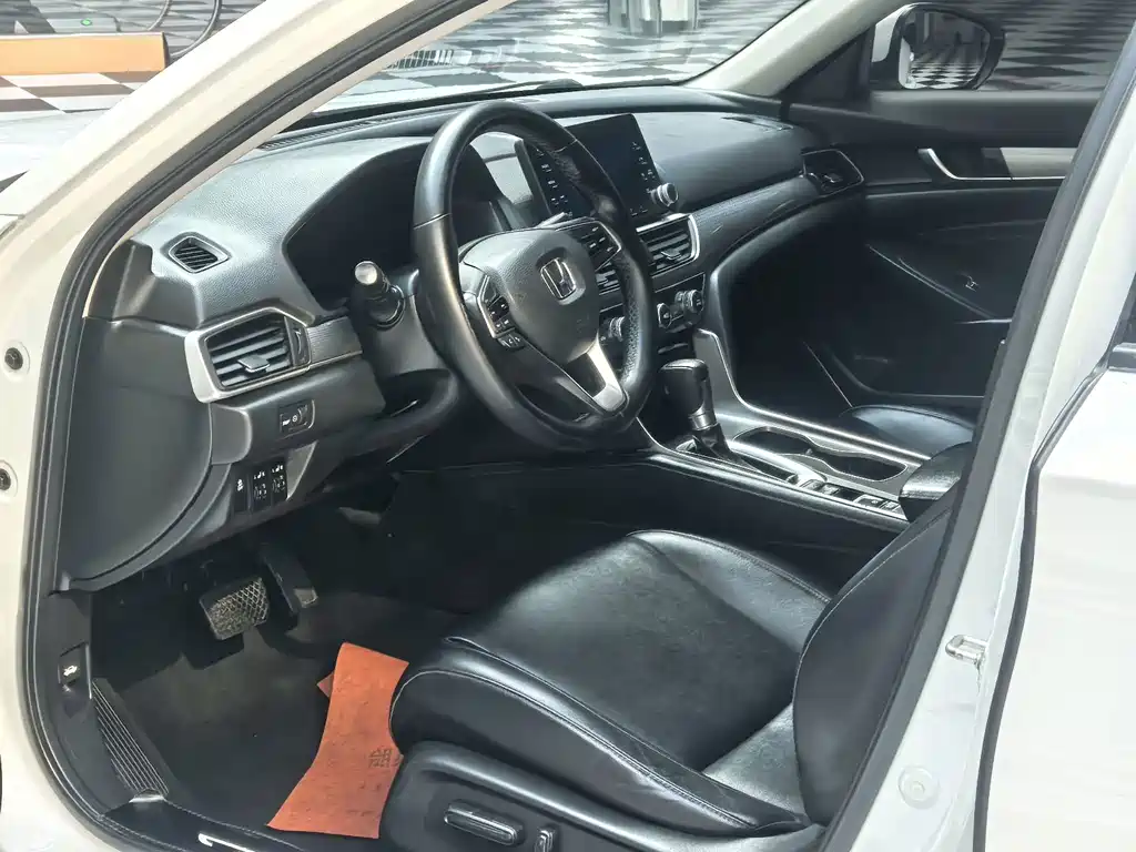 Honda Accord — миниатюра 5