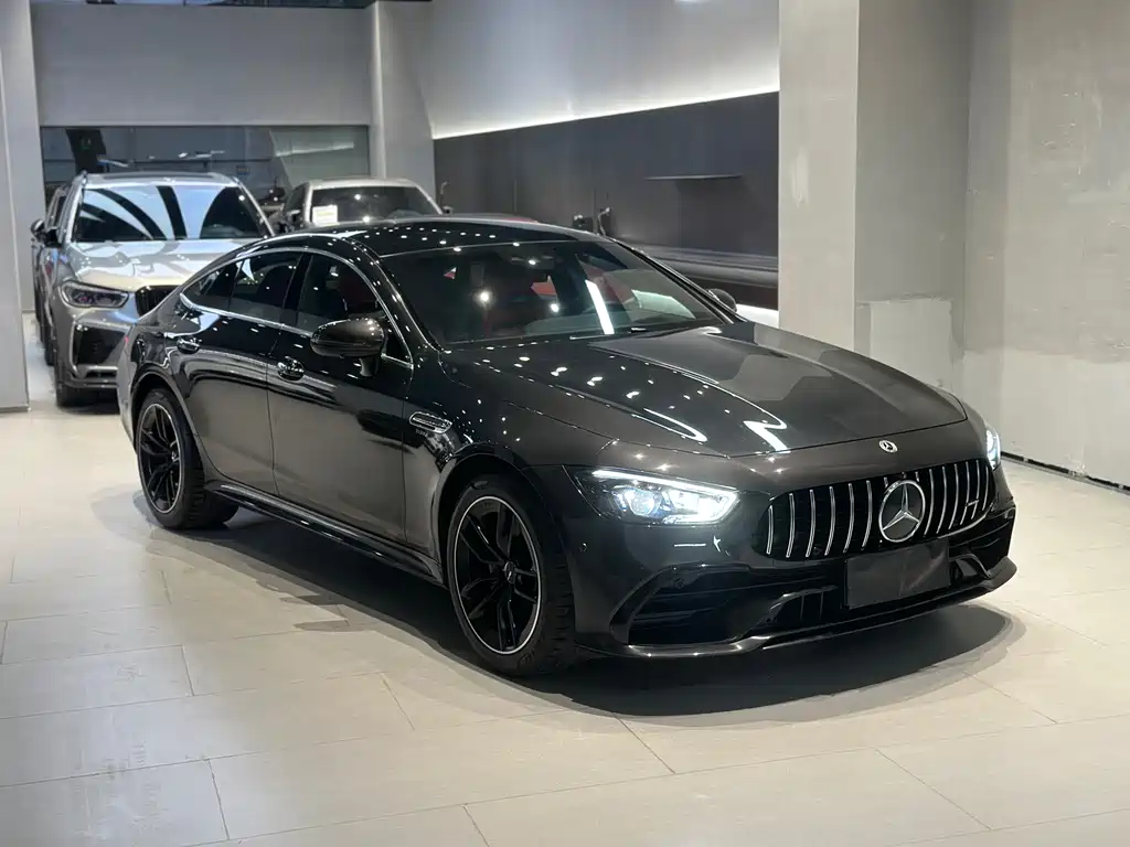 MERCEDES-BENZ AMG GT