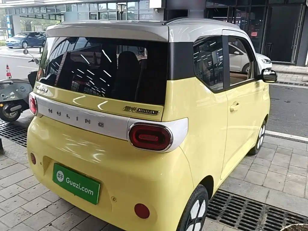 Wuling MINIEV — миниатюра 7