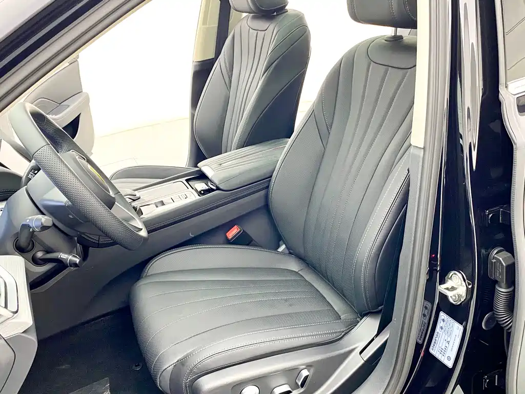 Hongqi Hongqi H5 PHEV — миниатюра 11