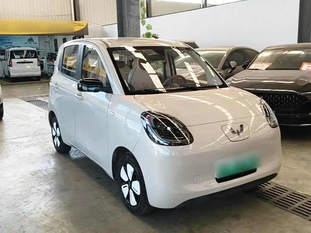 Wuling MINIEV — миниатюра 4