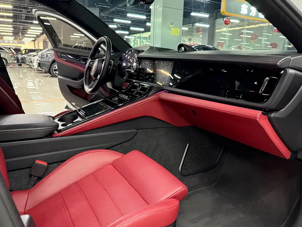 Porsche Panamera — миниатюра 18