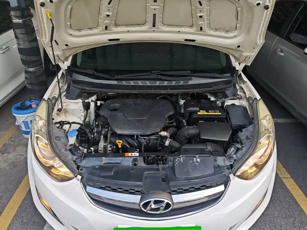 Hyundai Elantra Langdong — миниатюра 20