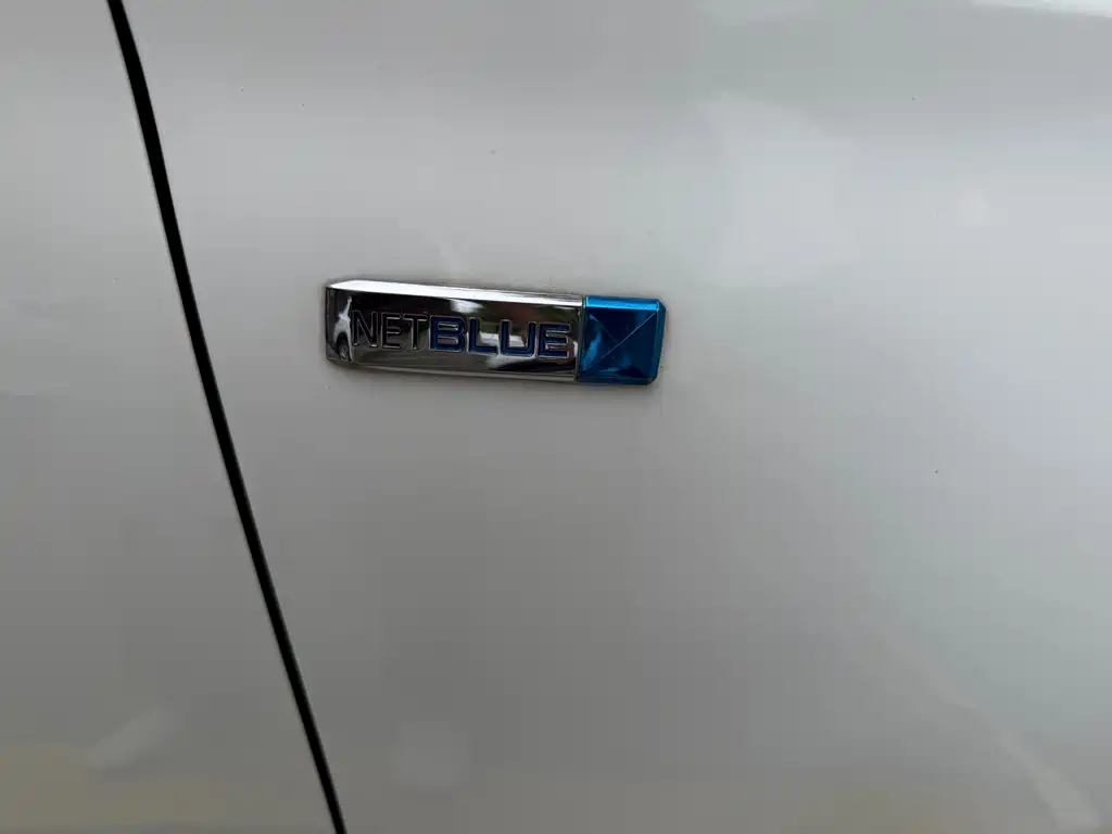 Roewe 360 — миниатюра 8