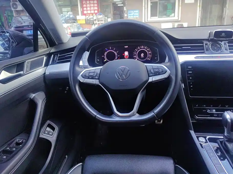 Volkswagen Magotan PHEV — миниатюра 15