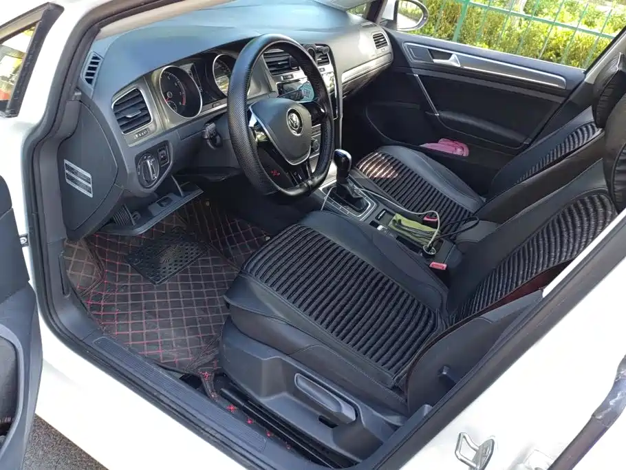 Volkswagen Golf — миниатюра 9