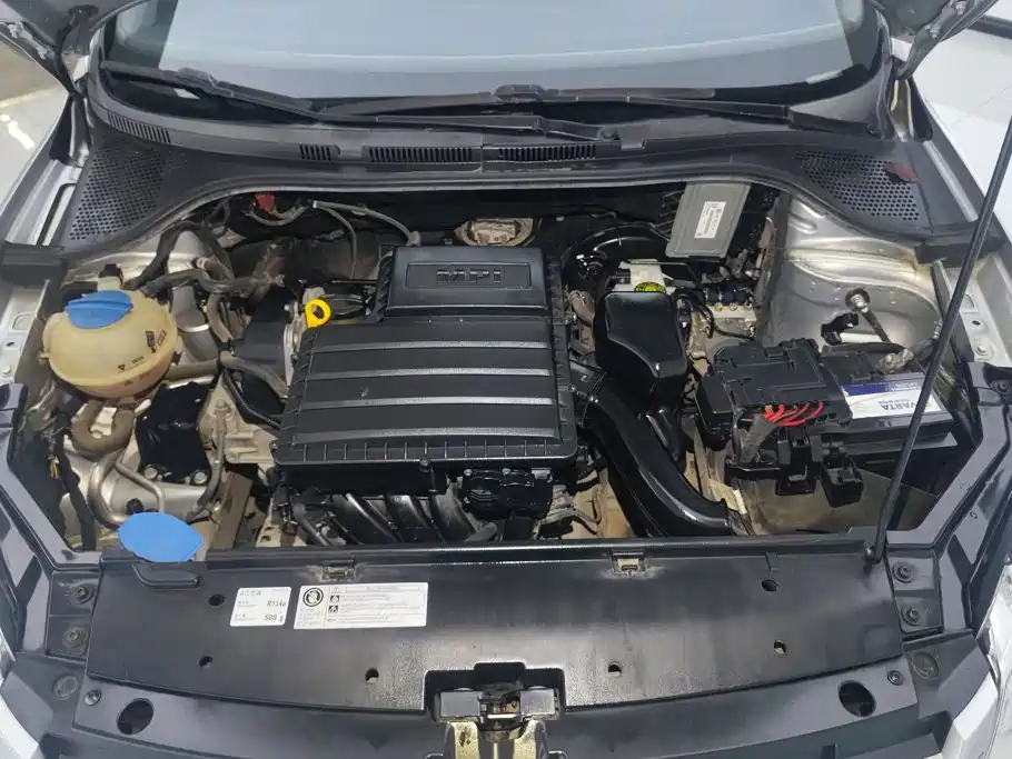 Volkswagen Santana — миниатюра 10