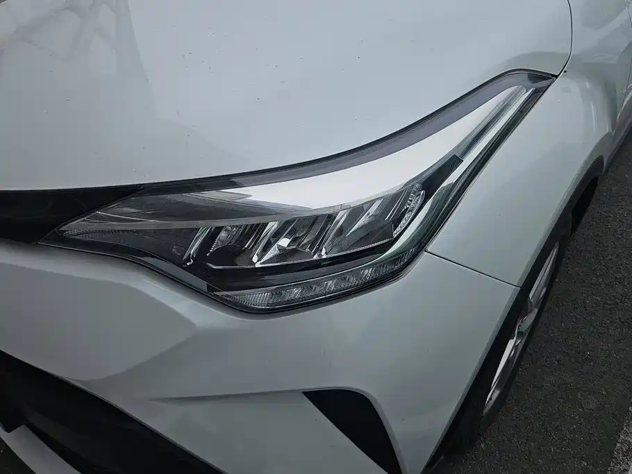 Toyota C-HR — миниатюра 5