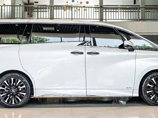 Toyota Vellfire 2024 2.5L Executive