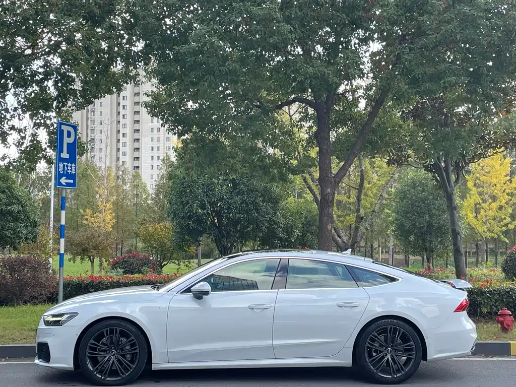AUDI A7