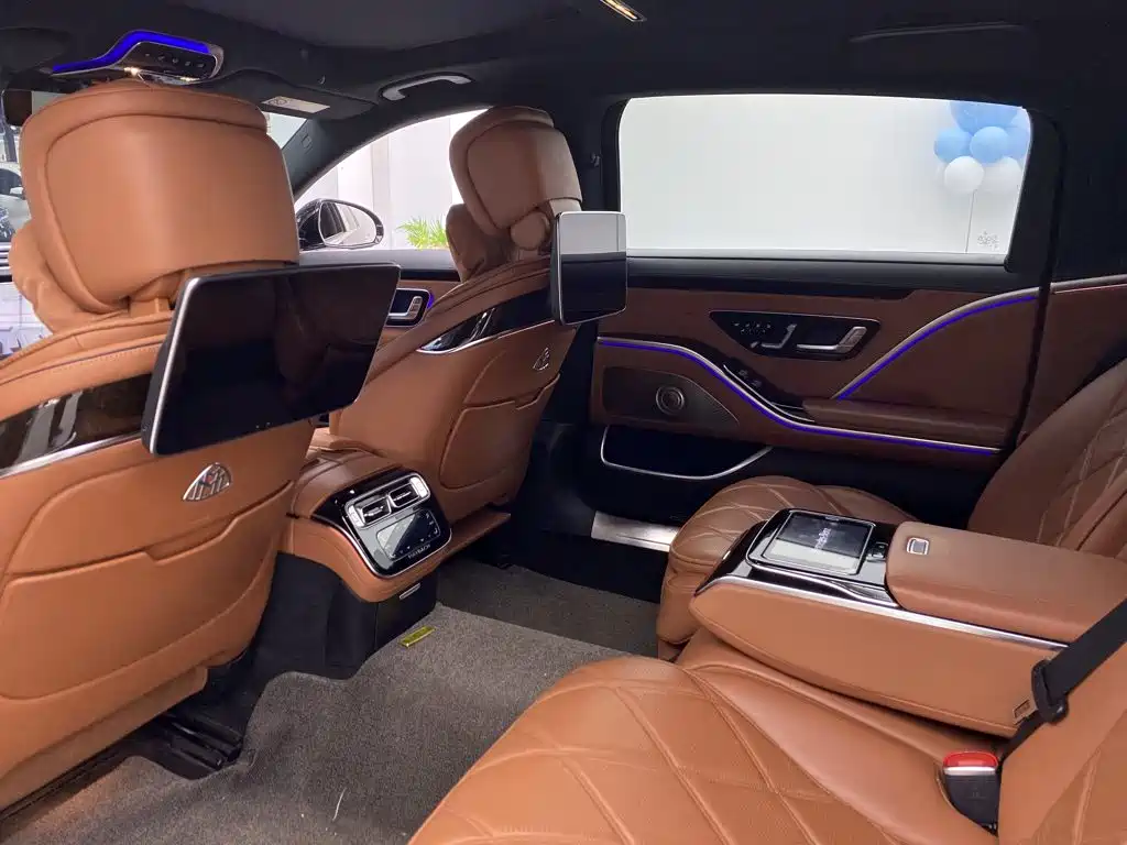 Mercedes-Benz S-Class — миниатюра 11